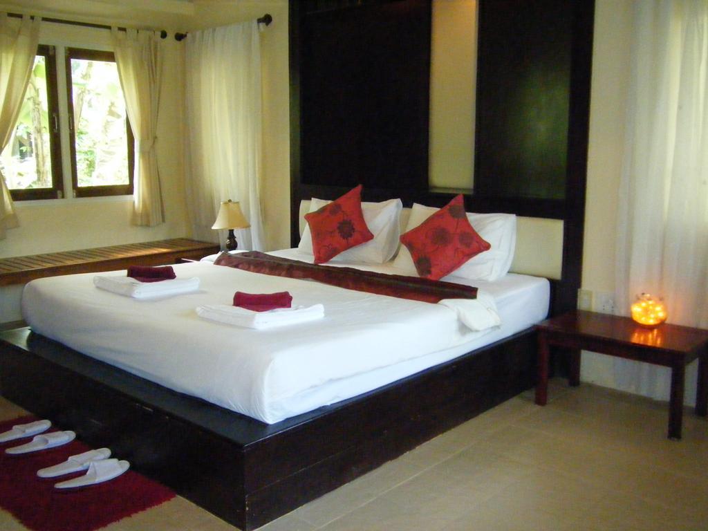 Hotel The Samui Native