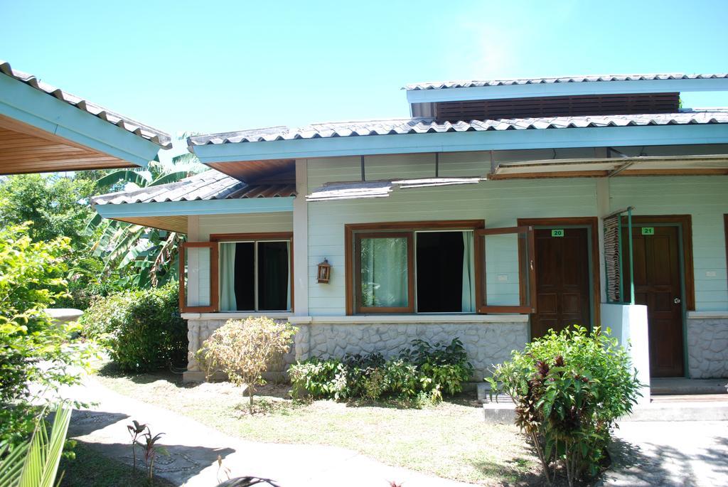 Hotel The Samui Native