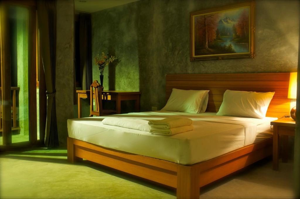 Phangan Palm & Restaurant Resort