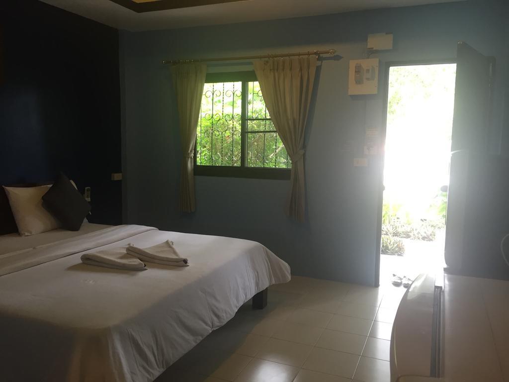Baan Suan Ta Koh Tao