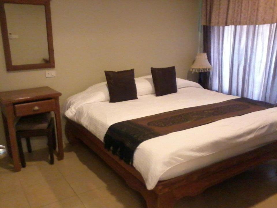 Thongbura