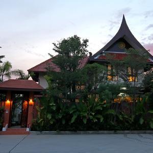 Thai Thani Pool