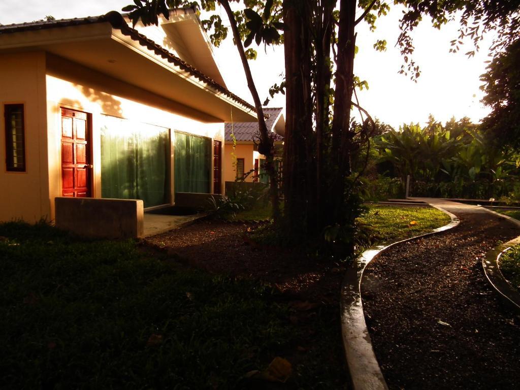 Guest house De Mama 2*