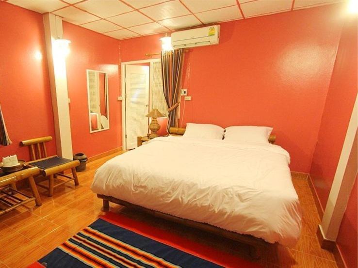 I Am Hotel
