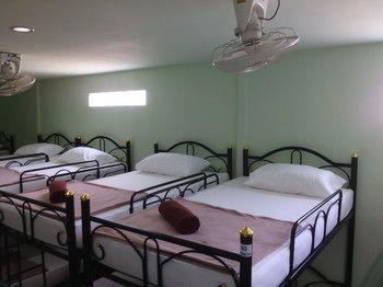 Hostel Baan Mook Anda Koh Lanta