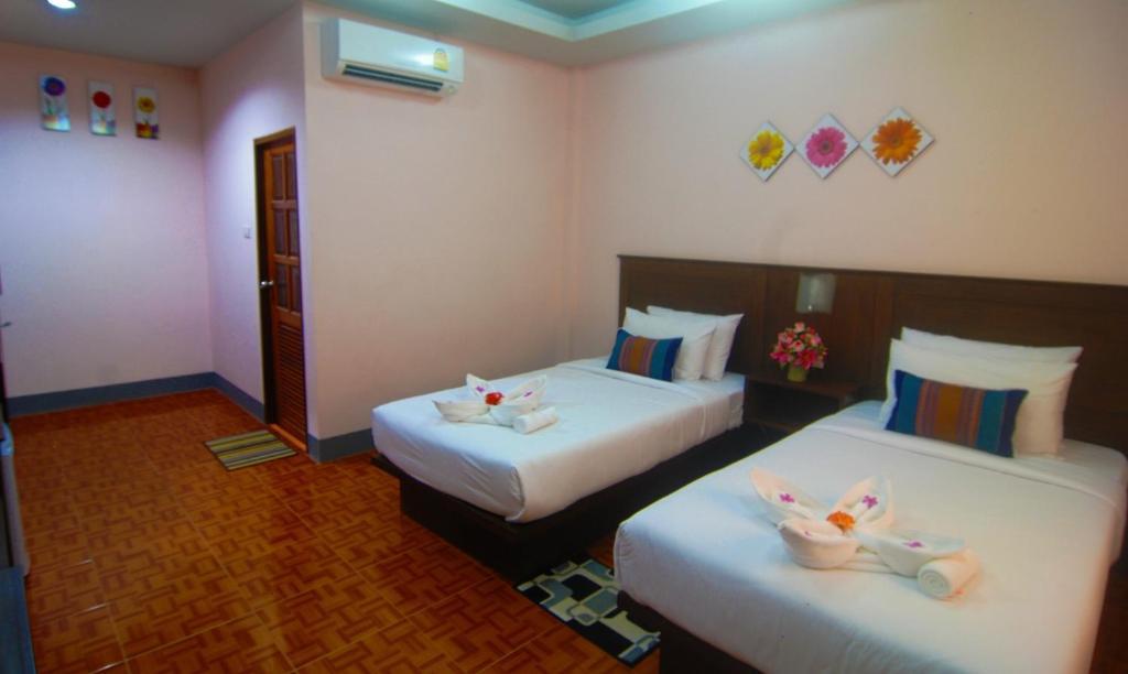 Hana Lanta Resort 2*
