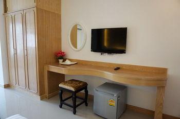 Hotel Triple Three
