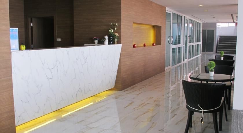 Hotel Nantra Pattaya Baan Ampoe 3*