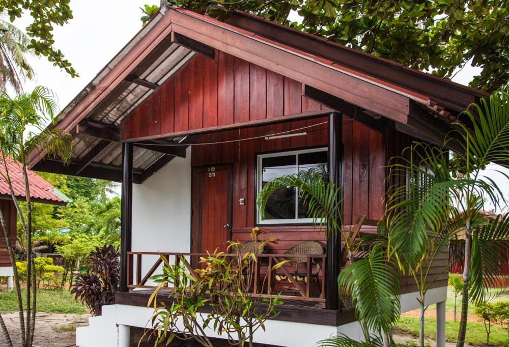 The Village 2* Ko Pha Ngan