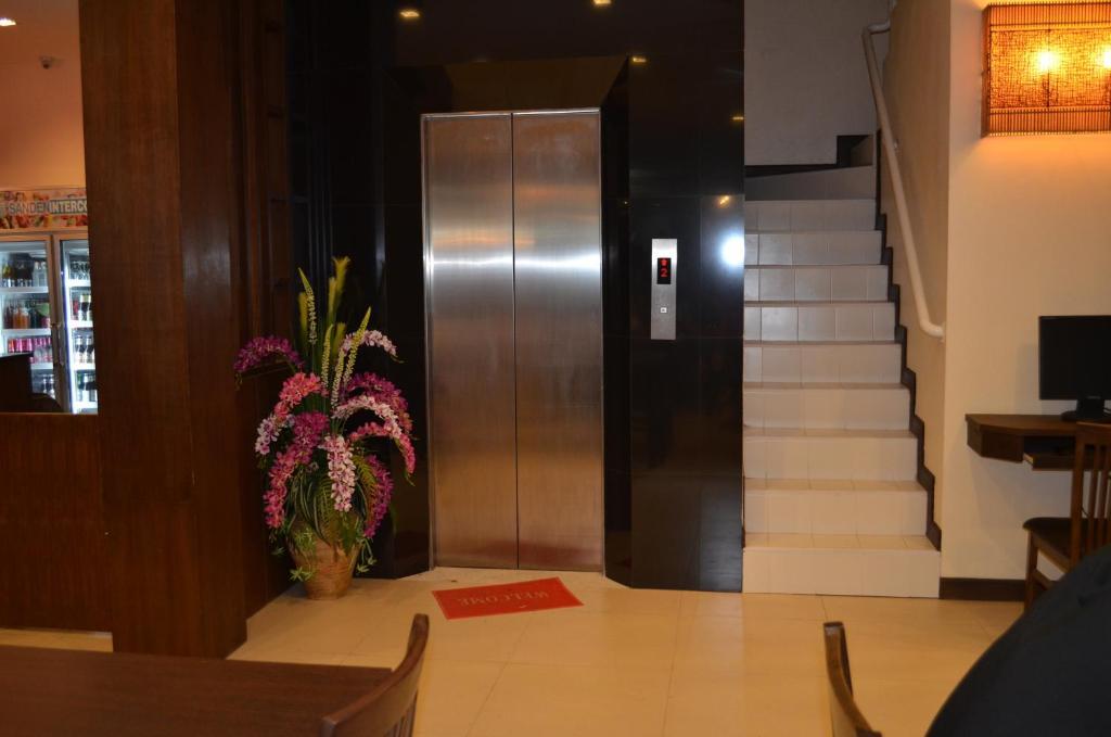Arita House 2* Patong