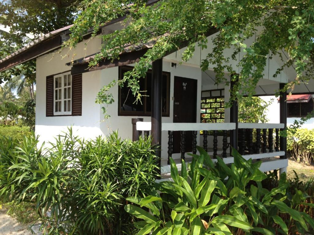 The Village 2* Ko Pha Ngan