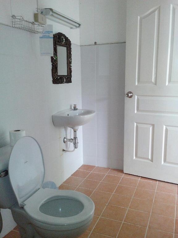 Hotel Lek House