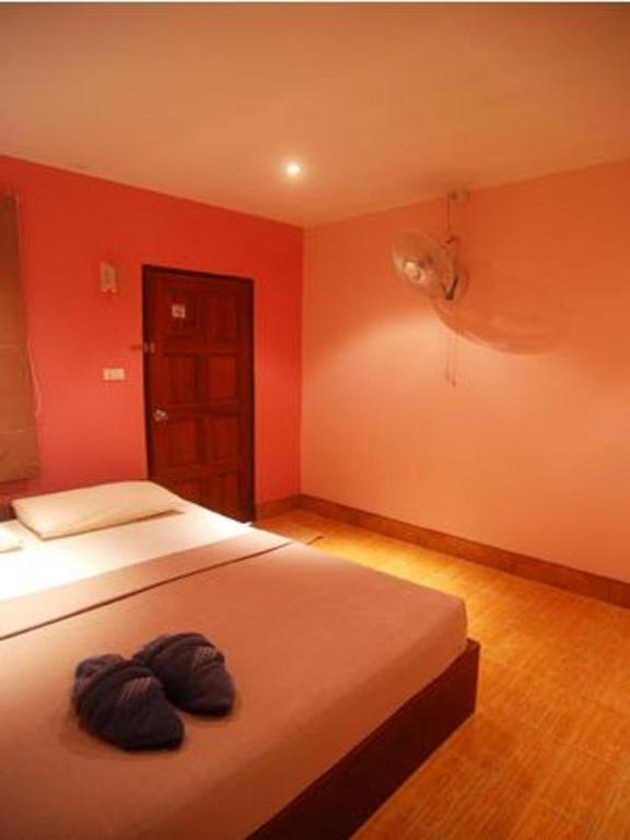Guest house Lanta Bee Garden Sha Extra 3*