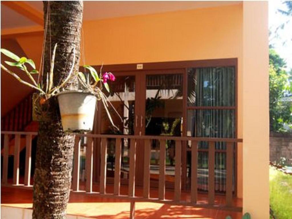 Guest house Lanta Bee Garden Sha Extra 3*