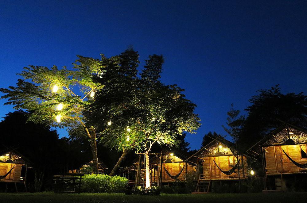 Country Hut
