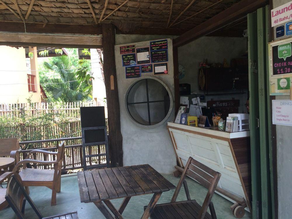 Guest house Country Hut 2*