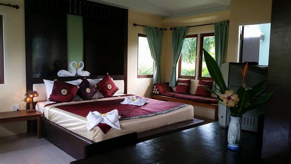 Hotel The Samui Native Mae Nam