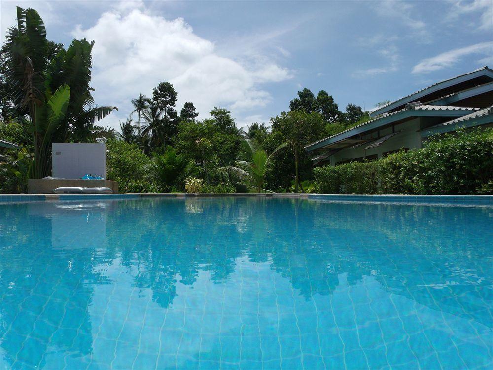 Hotel The Samui Native
