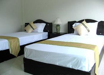 Guest house Jomtien Hostel 2*