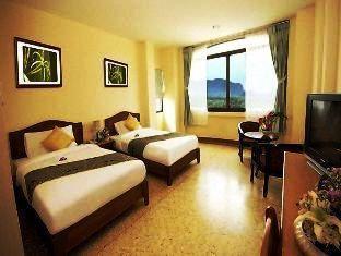 Hotel Phetpailin 3*
