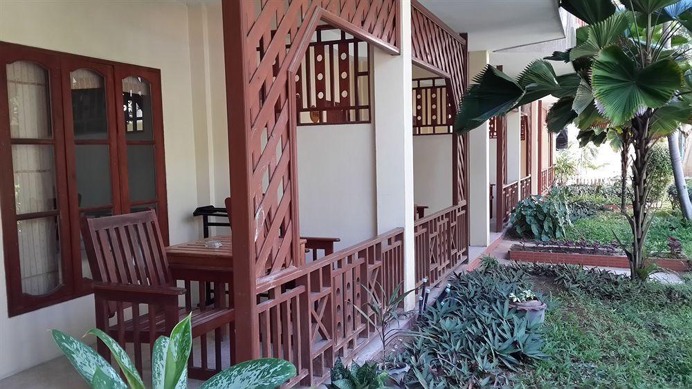 Guest house Rattana & 2*