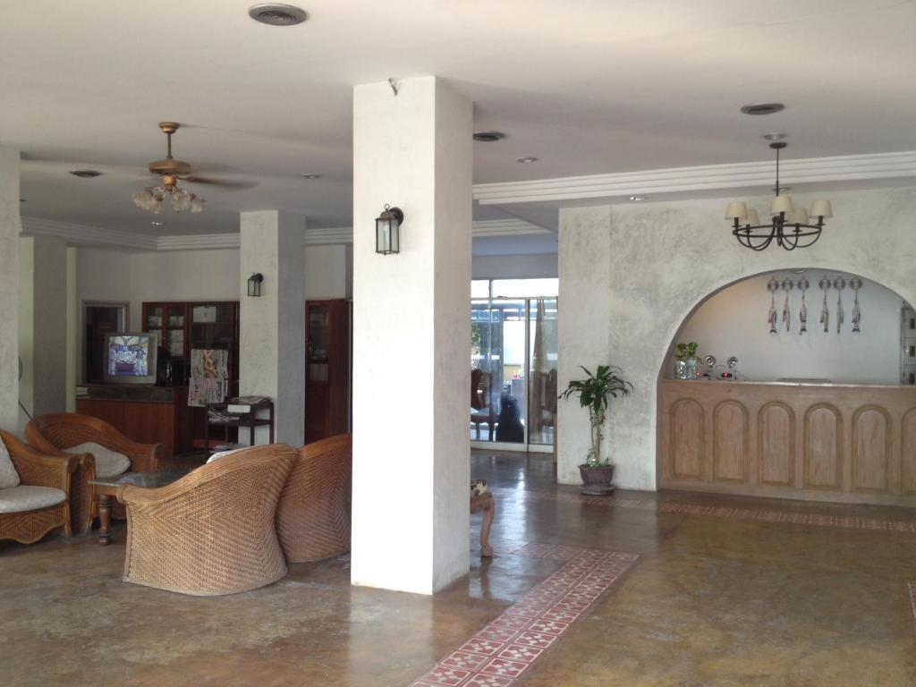 Phangan Chai Hotel