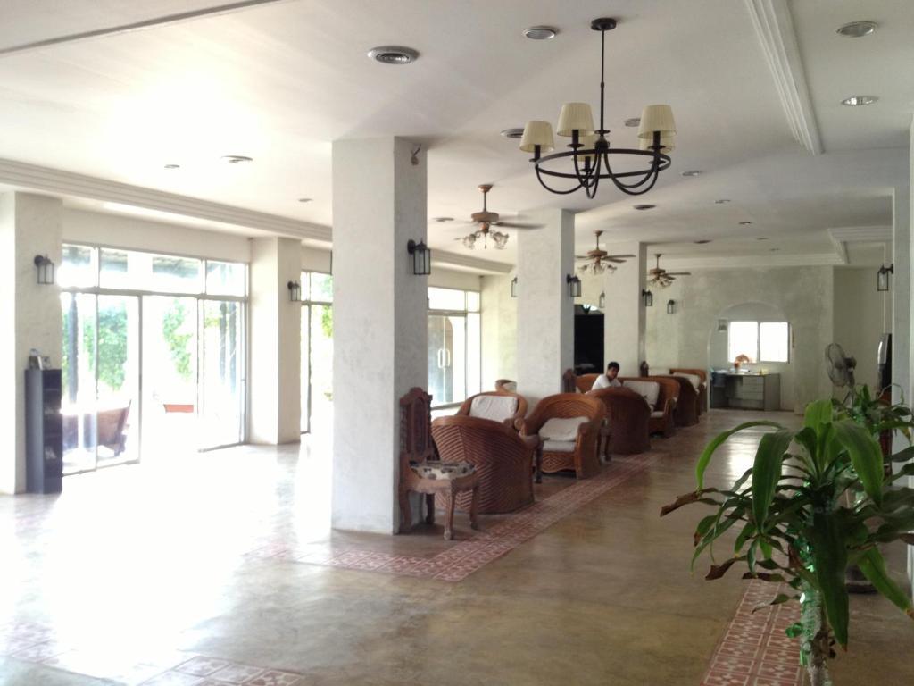 Phangan Chai Hotel