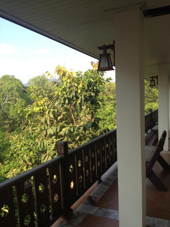 Baan Busaba Ko Pha Ngan