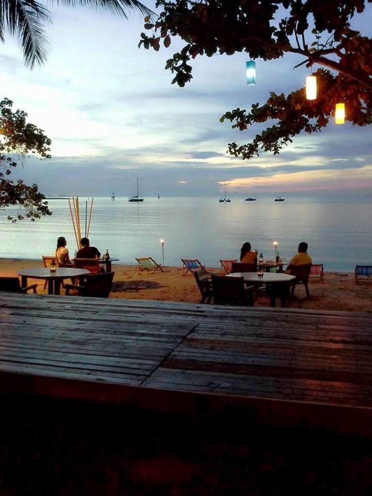 Hostel Think & Retro Cafe Samui *