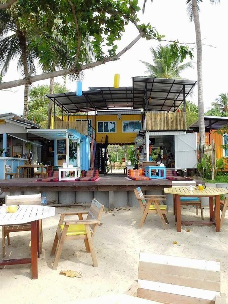 Think & Retro Cafe Samui Lipa Noi