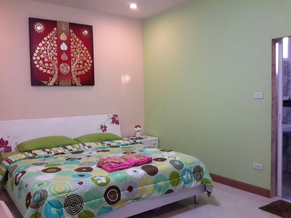 Inn Donchai House Guest House& Cafe 2*