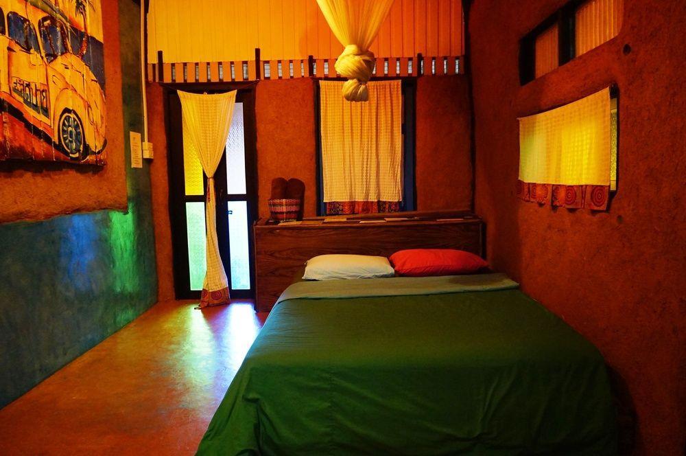 Guest house Sawasdeepai River Pai