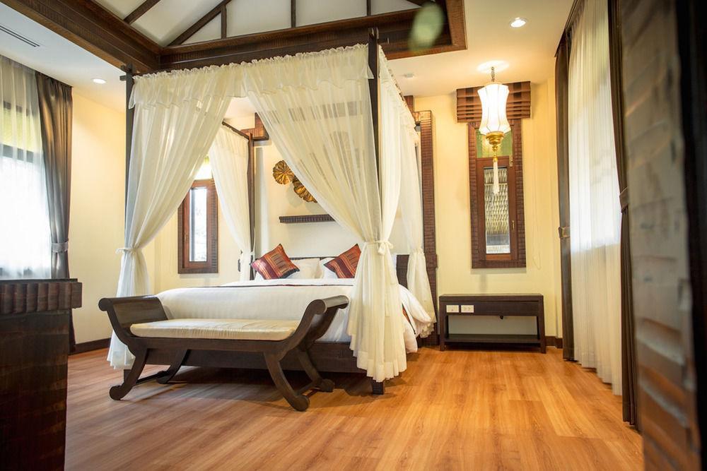 Hotel Away Hot Spring Chiang Mai