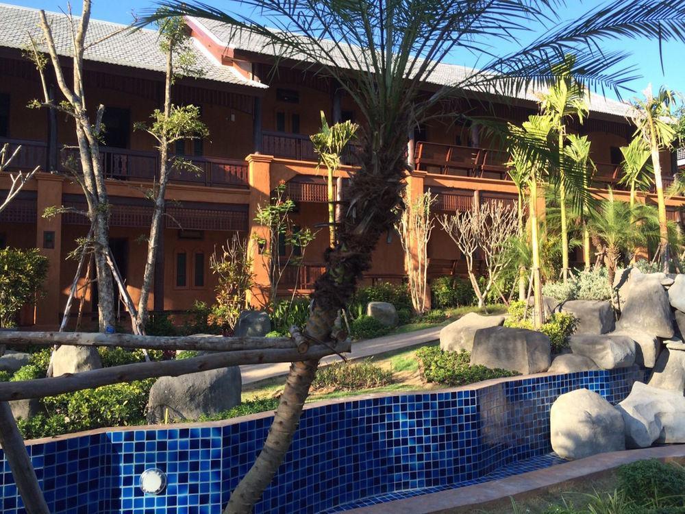 Away Hot Spring Chiang Mai