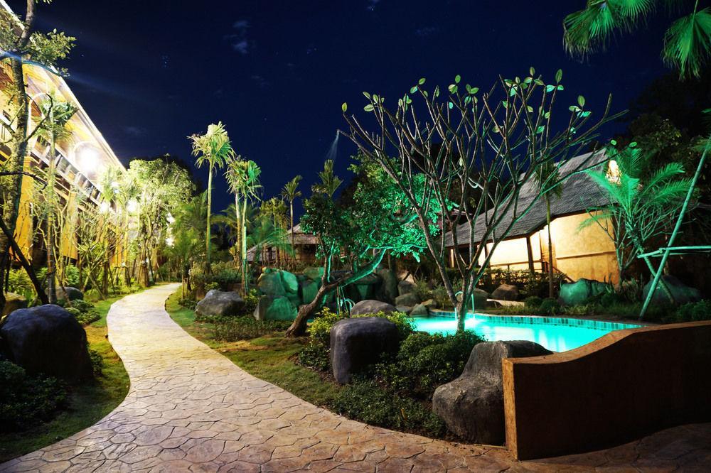 Hotel Away Hot Spring