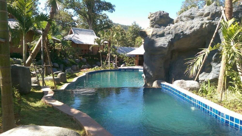 Away Hot Spring Chiang Mai