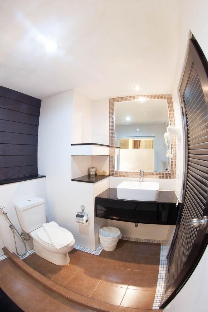The Banana Leaf Guest house 2*