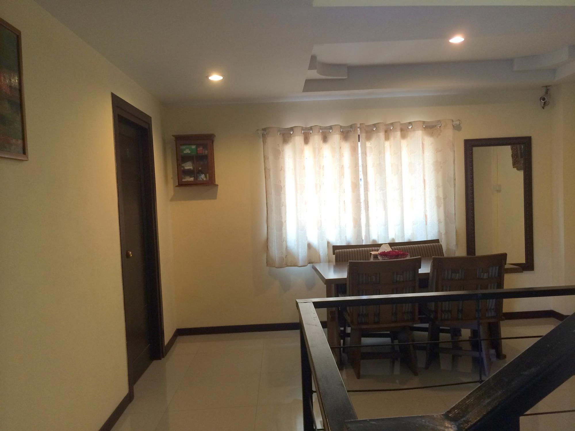 Joy House 2*