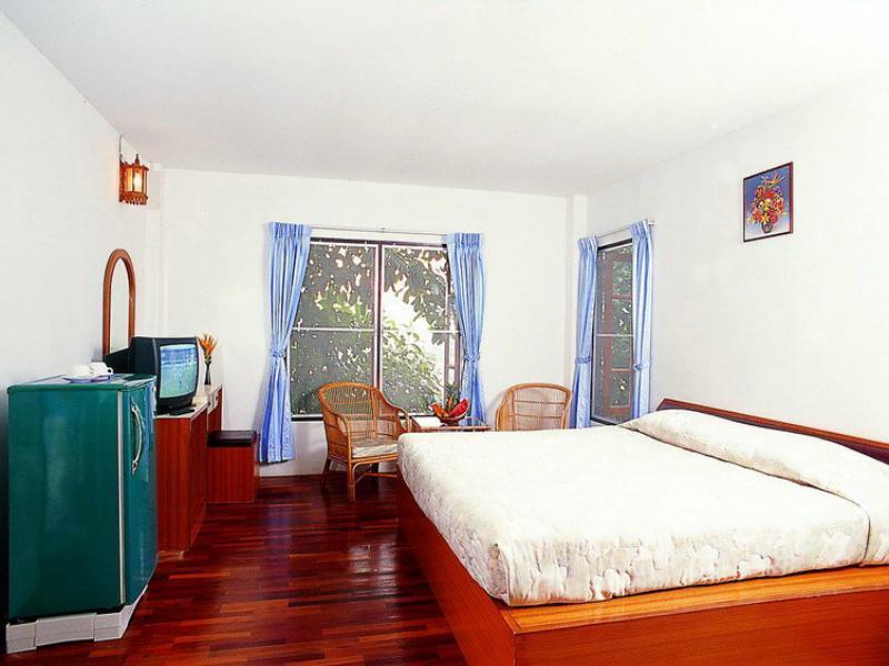 Royal Crown & Palm Hotel