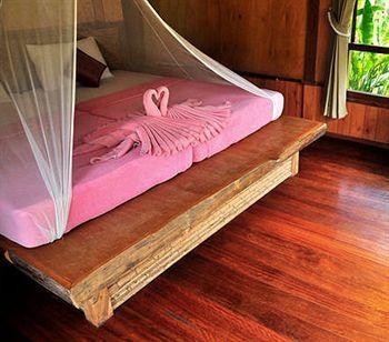 The Cliff & River Jungle 3* Phanom