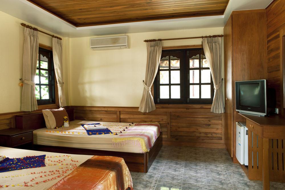 Dewshore Resort Baan Tai