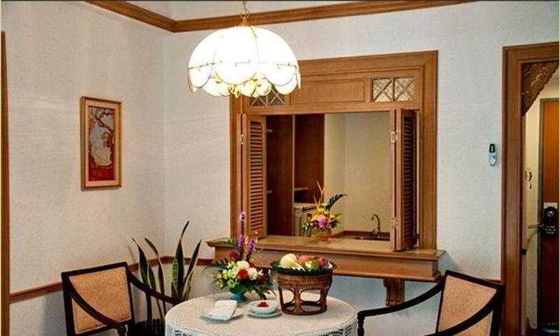 Wiang Indra Riverside 4*