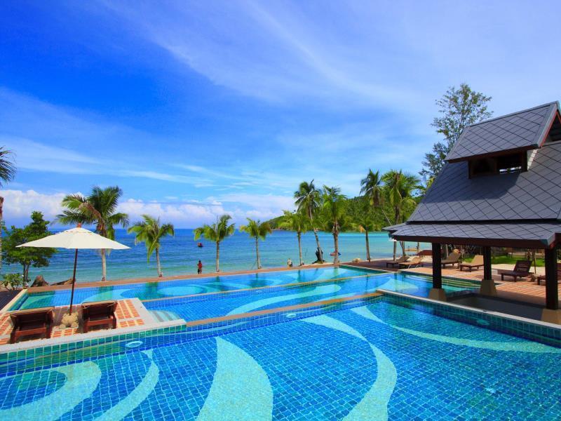 Salad Buri Resort- Sha Extra Resort 4*