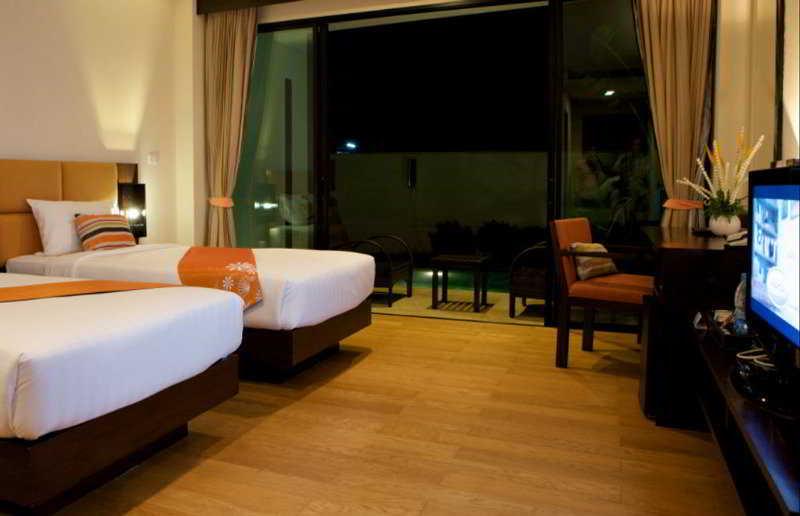 The Kris Condotel Bang Tao Beach (Phuket)