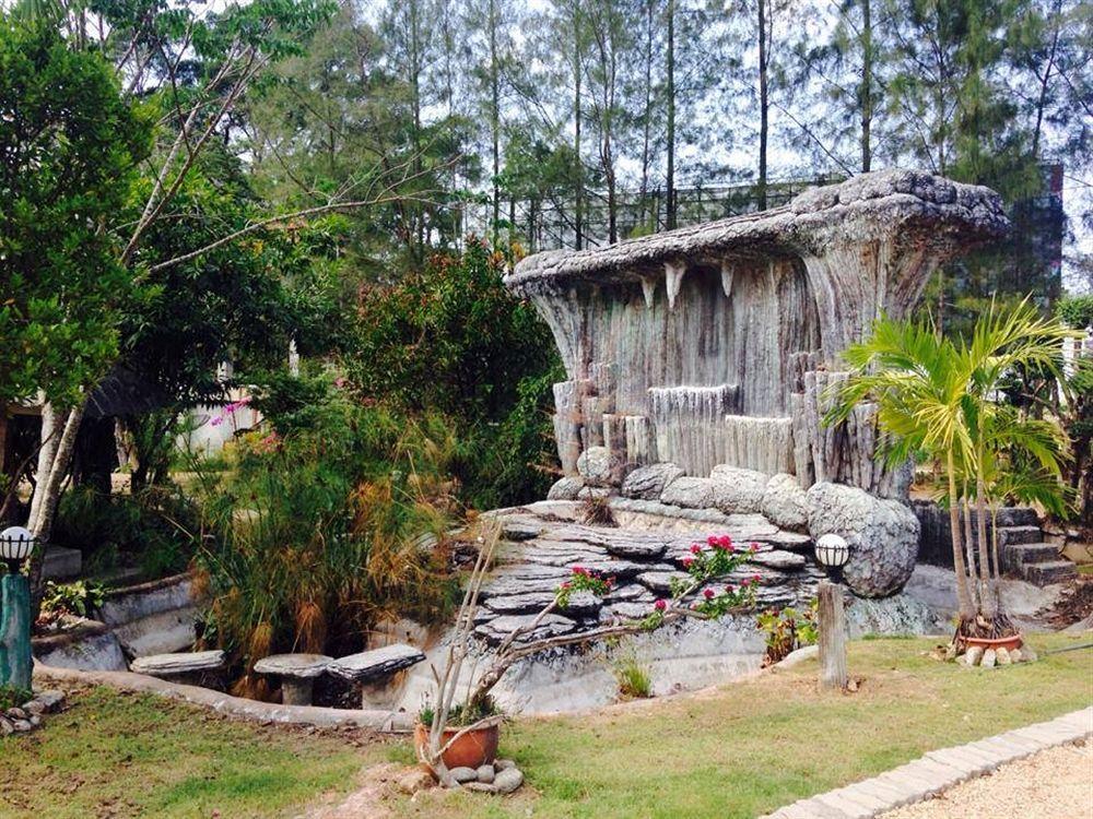 Airport Phuket Garden 3*