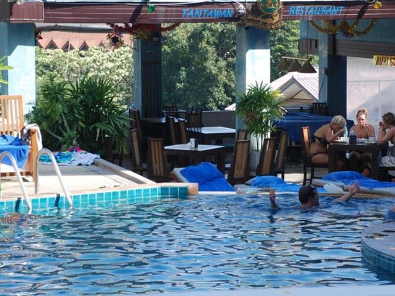 Drop In And Hotel 3*