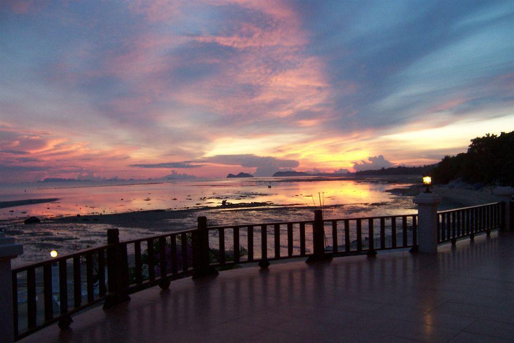 Phangan Orchid 3*