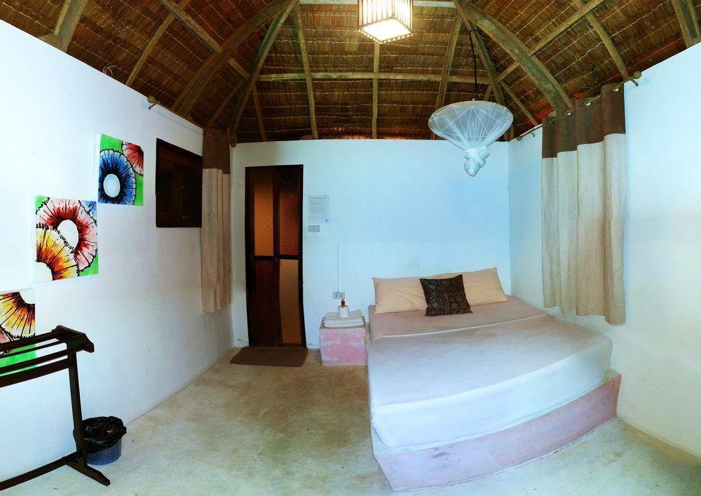 Sabaii Bay Resort