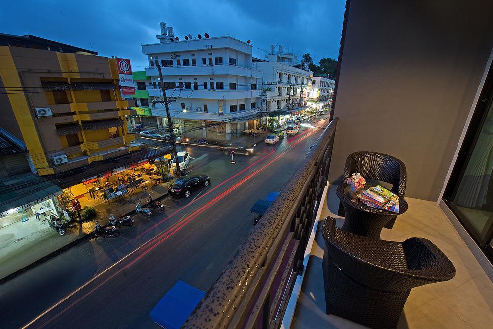 Srisawara Casa Hotel 2*