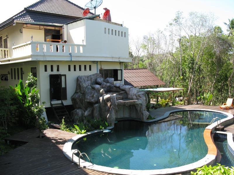 Baan Busaba Resort